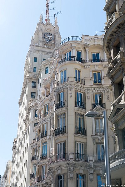 20160606_171019 D4S.jpg - Madrid is full of architectural beauty